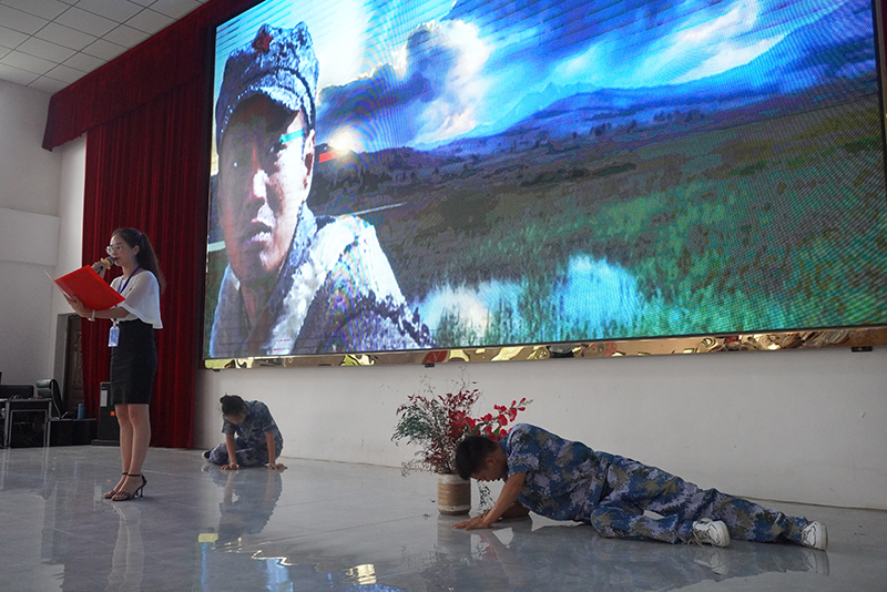 beat365官方网站举行庆祝中国共产党建党99周年暨“七一”表彰大会(图4)