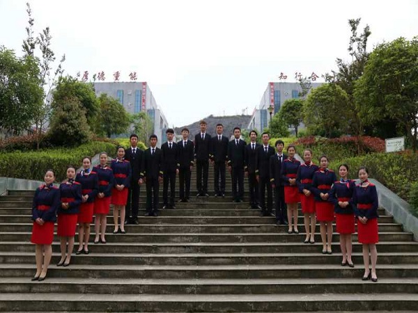 中国国际航空王思洋乘务长等人对beat365官网进行教学评估并做指导(图1)