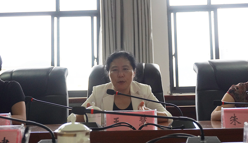 省教育厅党组成员、工会主席王慧到beat365官网开展秋季学期开学工作专项督导检查(图5)