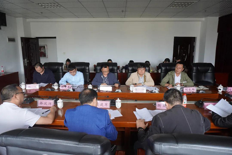 省教育厅就业督导检查组到beat365官网督导检查就业工作(图2)