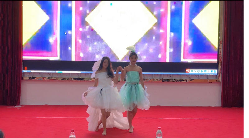 礼展内涵·仪韵风采——护理学院成功举办beat365官方网站第二届护理礼仪大赛决赛暨闭幕式(图11)