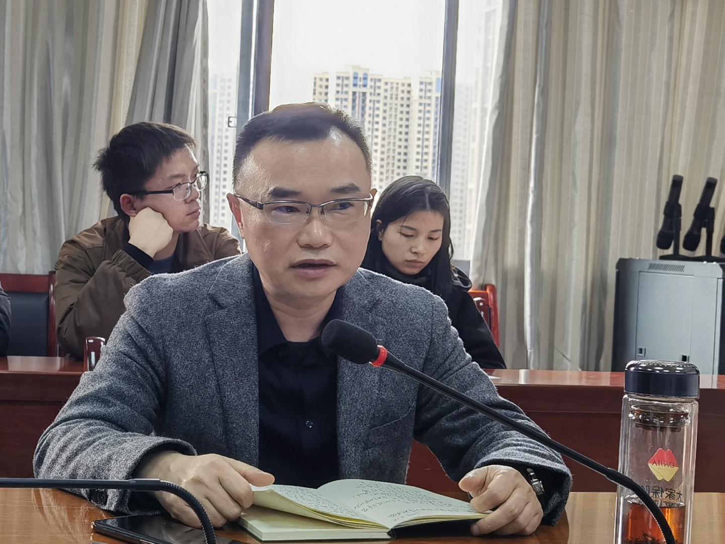 beat365官网召开2023届毕业生就业工作会(图2)