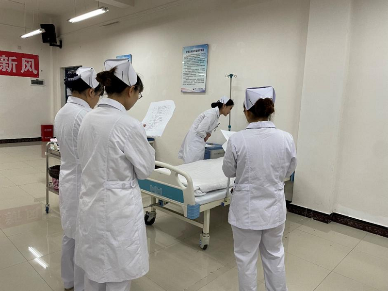 创新协同·奋竞于春-beat365官方网站第六届护理技能大赛圆满举办(图8)