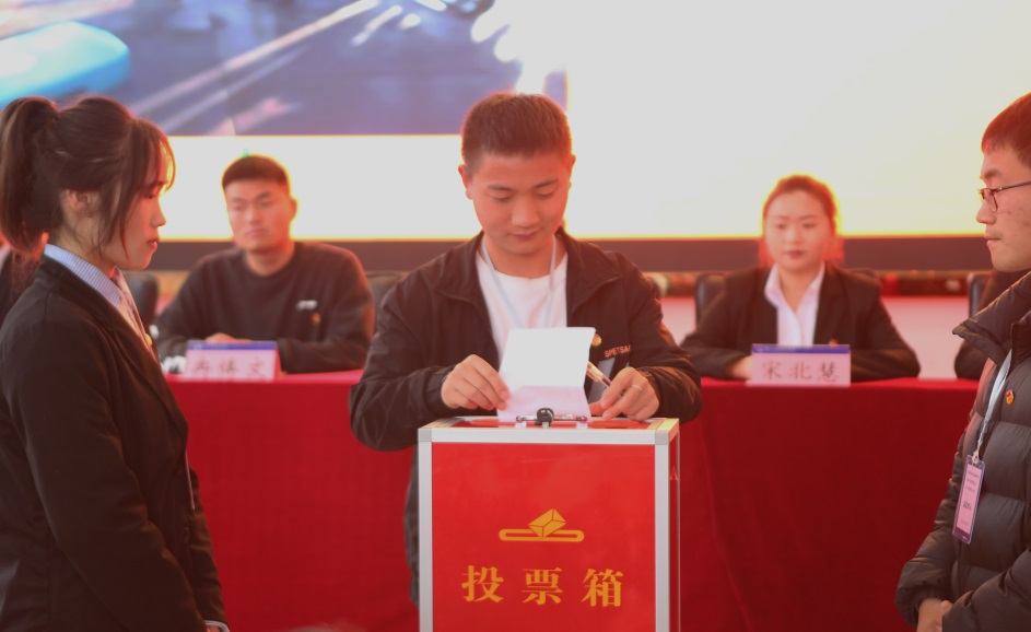 共青团beat365官方网站教育与体育学院总支部委员会召开第一次团员代表大会(图5)