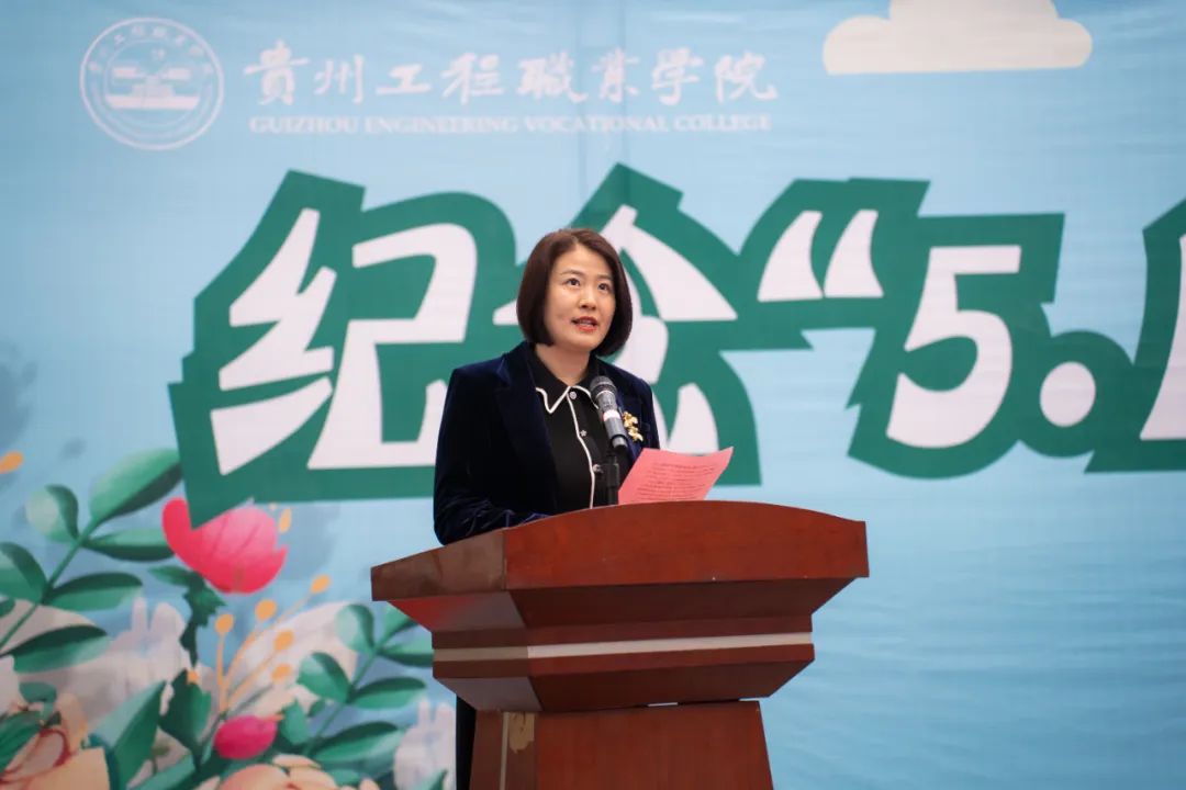 beat365官网举行“5·12”国际护士节活动暨授帽仪式(图3)