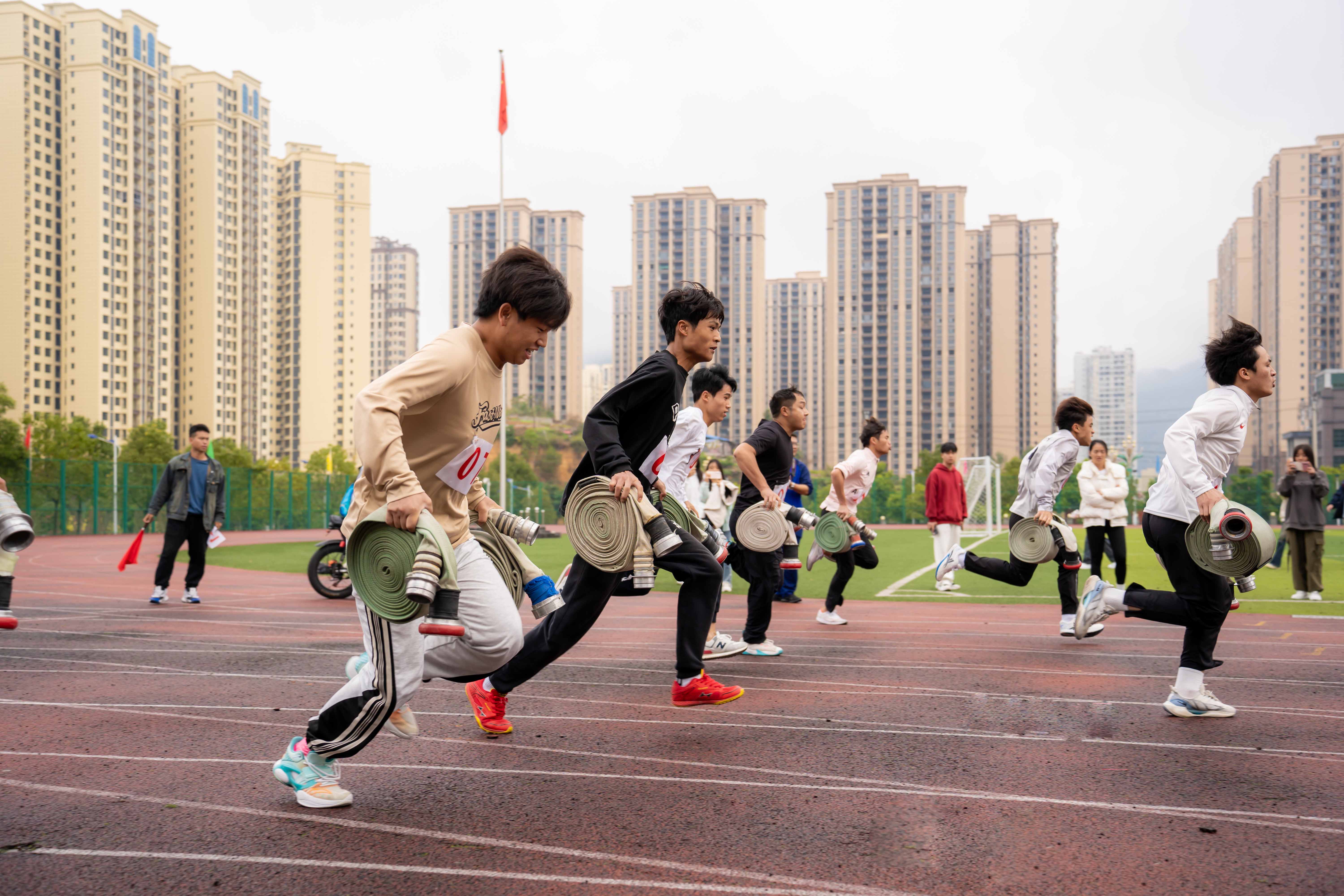 2023年德江县消防宣传月活动启动仪式暨第二届大学生消防技能运动会在beat365官方网站举行(图15)