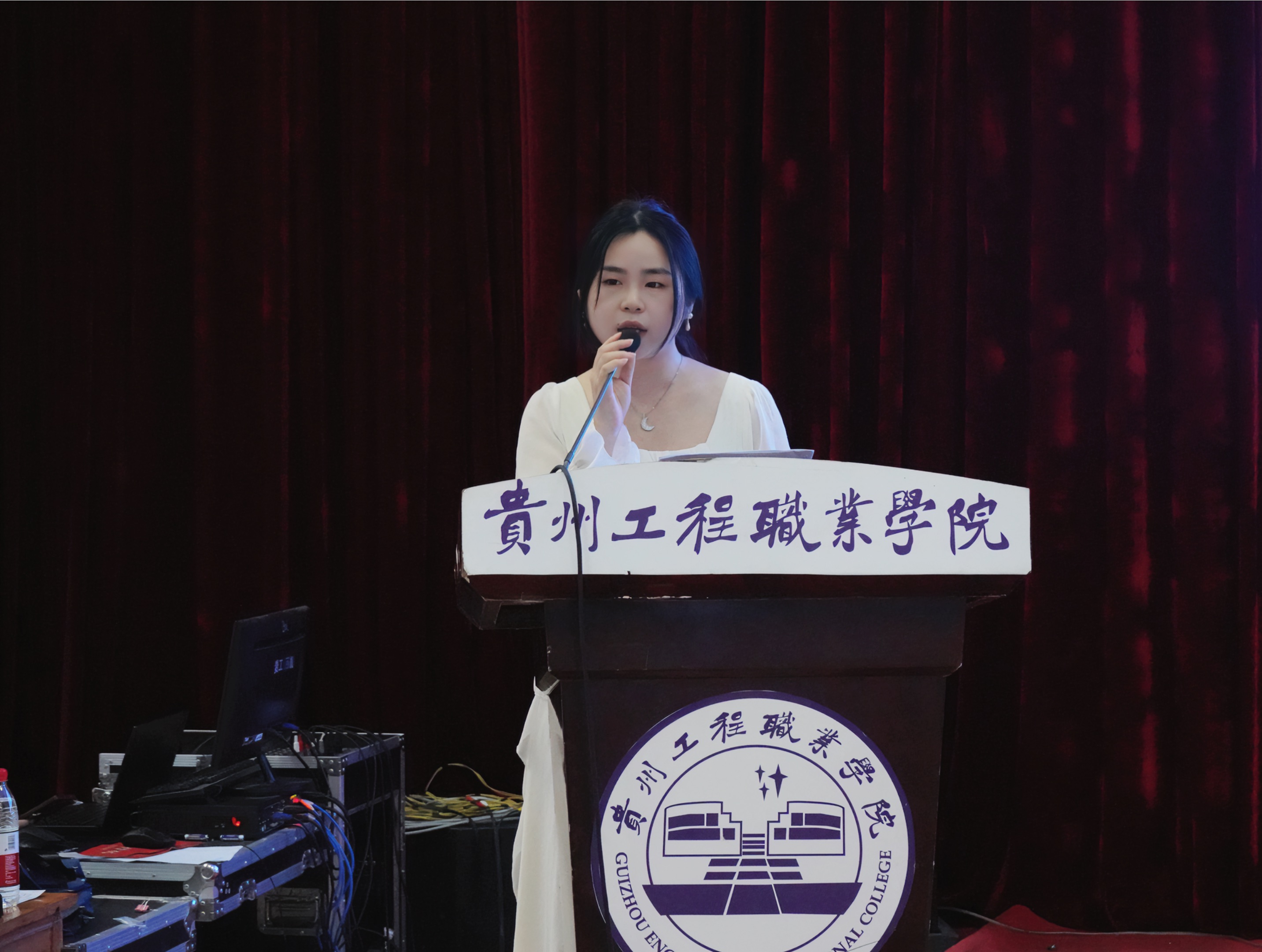 比学赶超强技能·业务比武展风采 ——beat365官方网站第七届护理技能大赛圆满举办(图4)