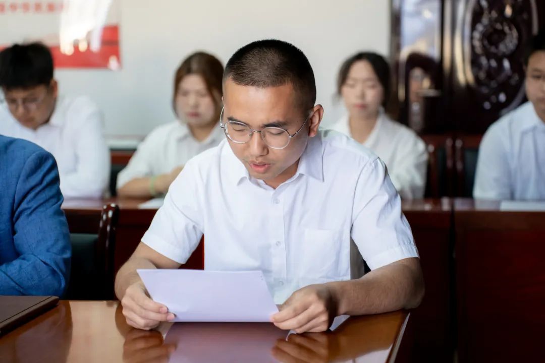 beat365官方网站举行融媒体中心揭牌仪式(图4)