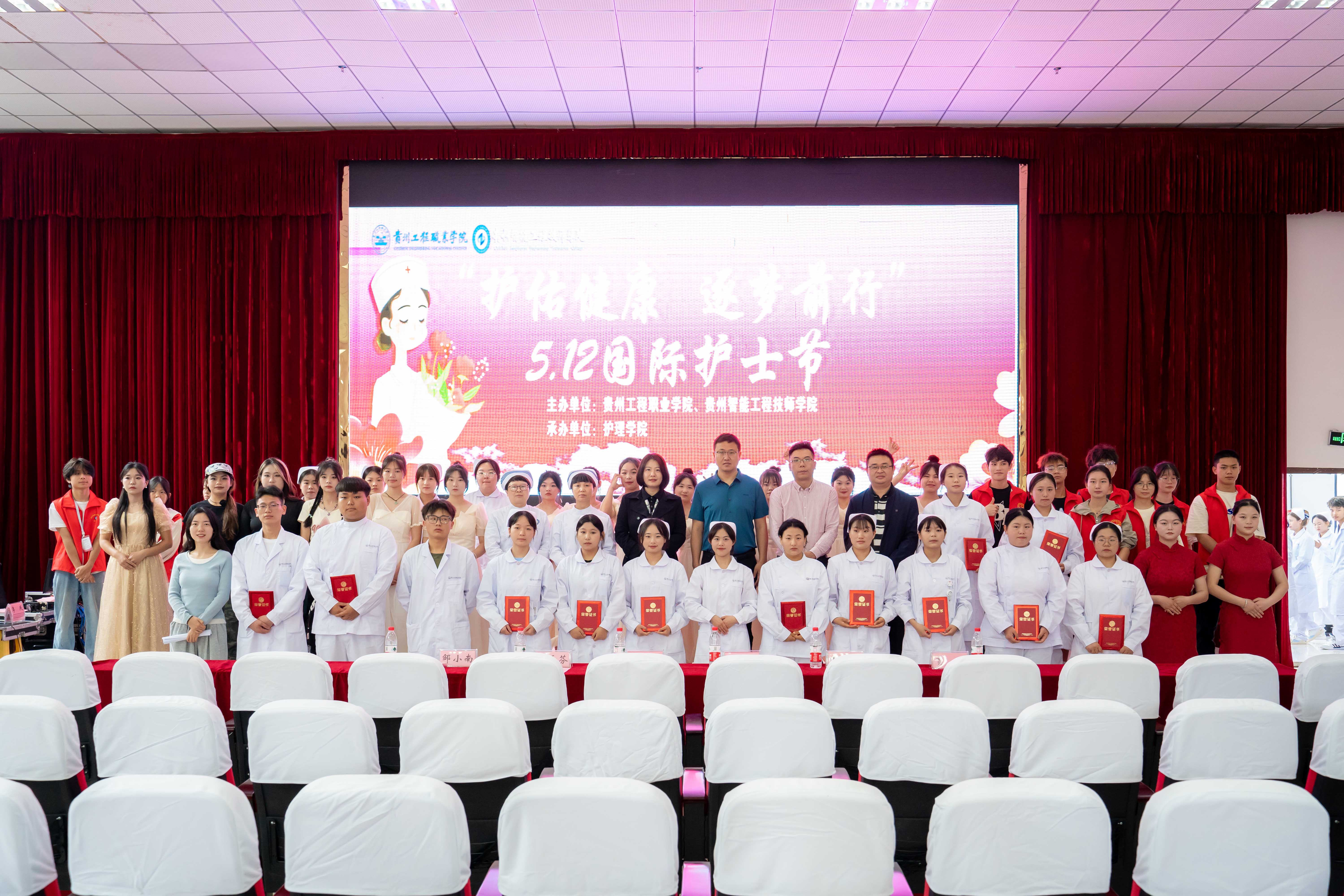 护佑健康，逐梦前行——beat365官方网站成功举办5·12国际护士节活动暨授帽仪式(图7)