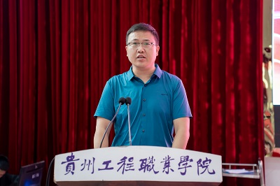 护佑健康，逐梦前行——beat365官方网站成功举办5·12国际护士节活动暨授帽仪式(图2)