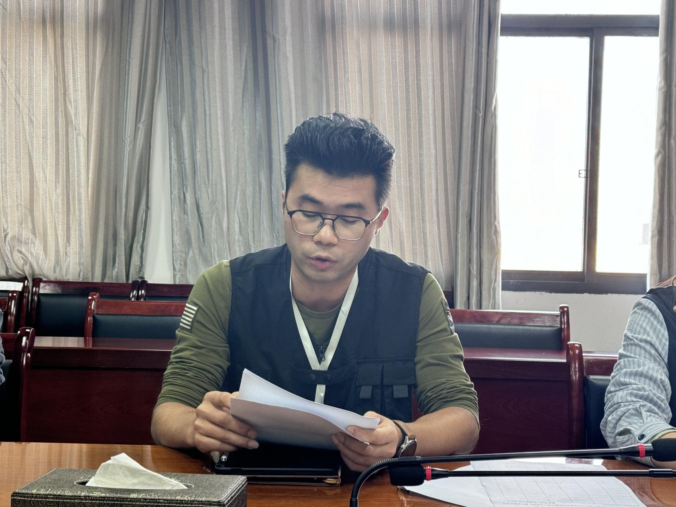 马克思主义学院召开铸牢中华民族共同体意识融入思政课教学集体备课会(图3)