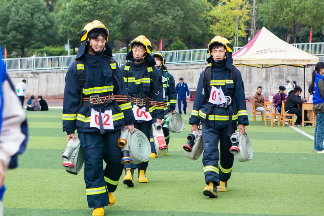 beat365官方网站举办德江县第三届大学生消防技能运动会(图9)