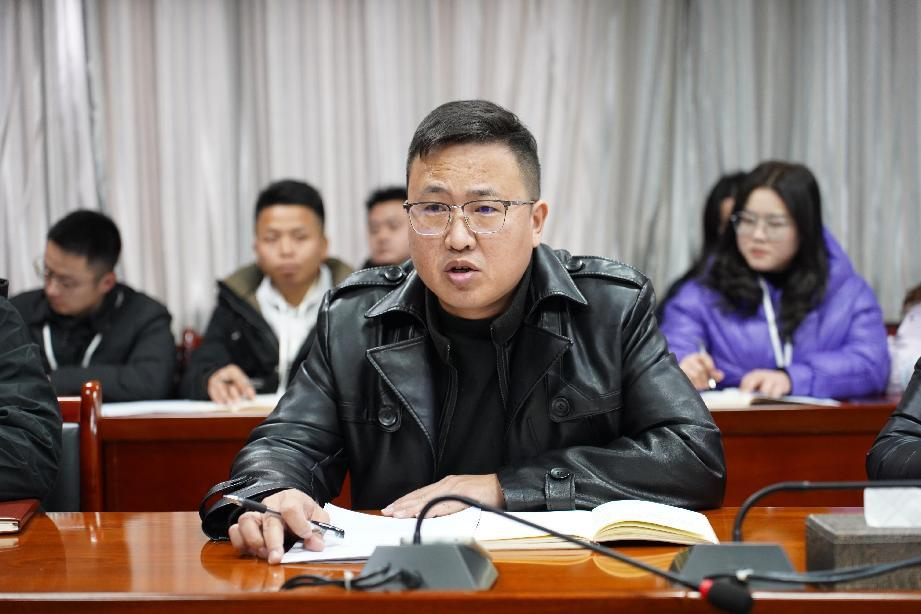 beat365官网召开2025年春季学期 第一次教学工作例会(图2)