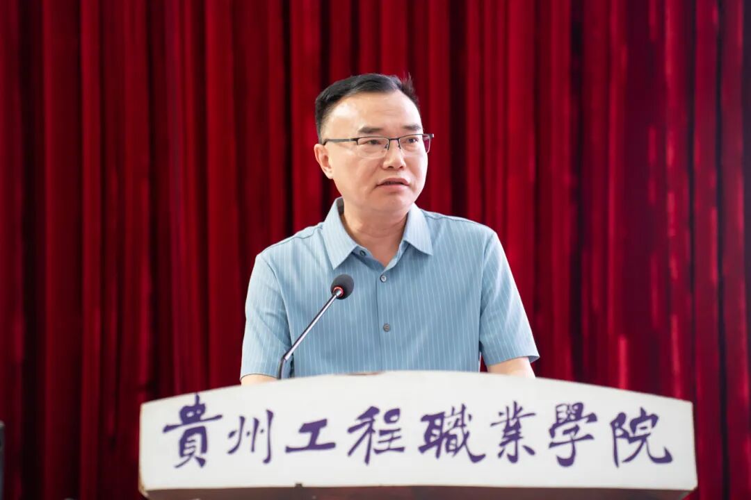 快讯丨beat365官网召开2025年春季学期期中教职工大会(图3)