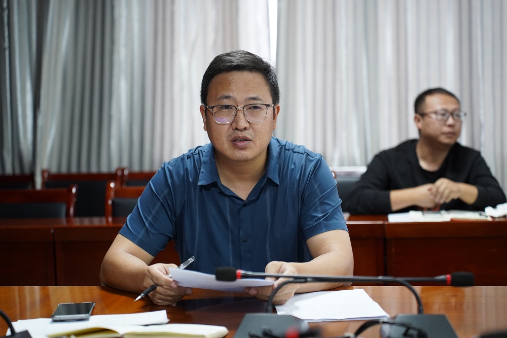 beat365官网召开2025年秋季学期第二次教学工作例会(图2)