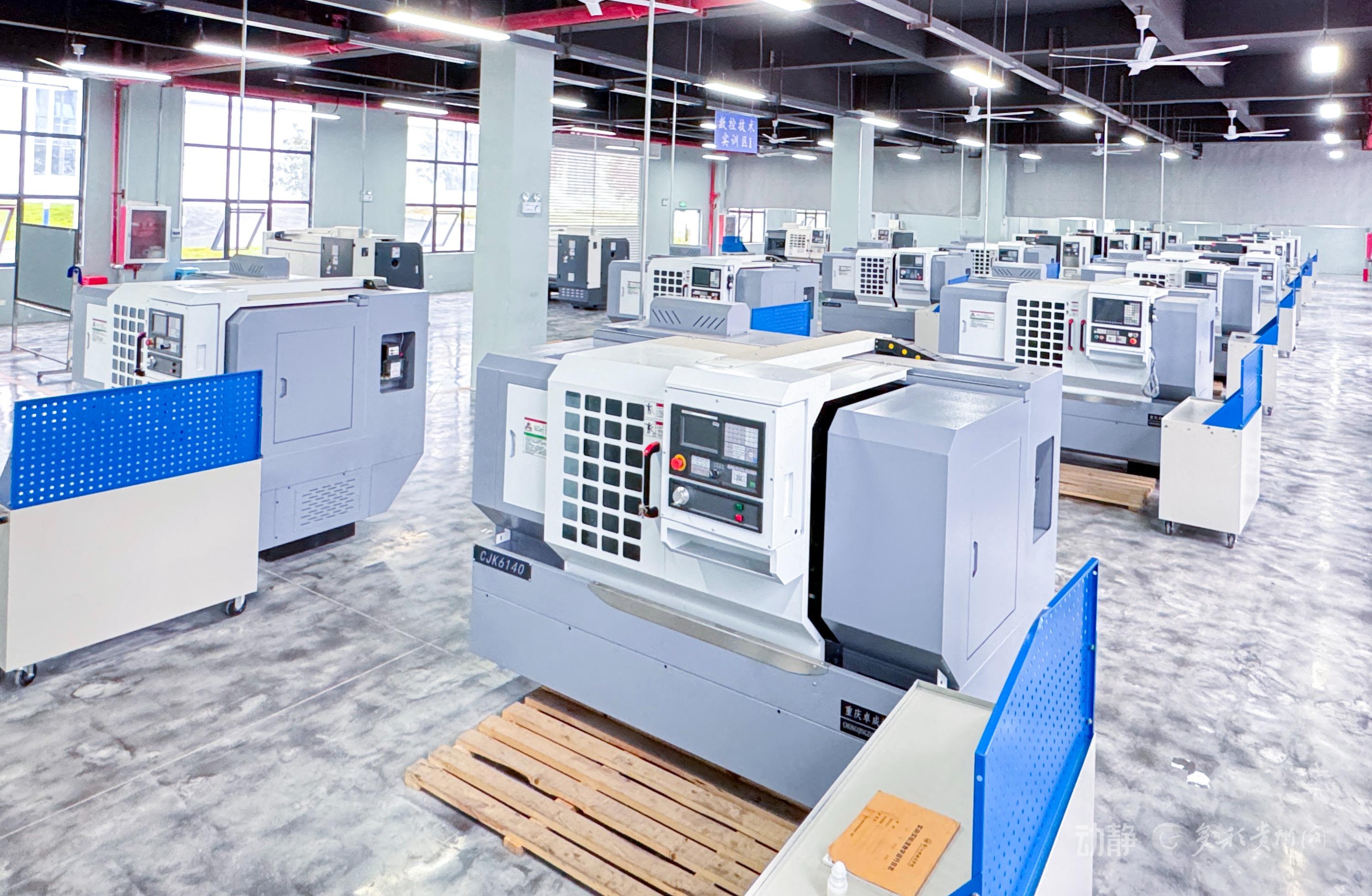 锚定职业教育航向 beat365官方网站十年砥砺铸华章(图12)