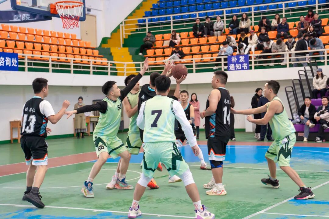 税校携手促交流 文体融合展新风丨beat365官方网站与国家税务总局德江县税务局联合举办2025冬季趣味运动会(图9)