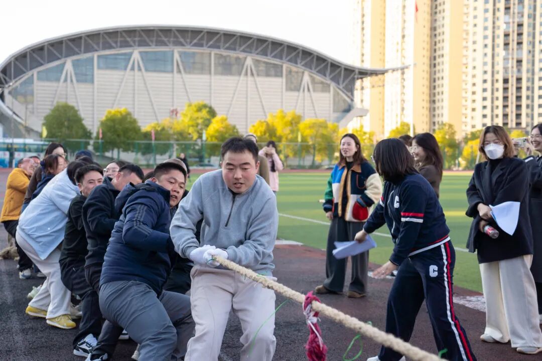 税校携手促交流 文体融合展新风丨beat365官方网站与国家税务总局德江县税务局联合举办2025冬季趣味运动会(图16)