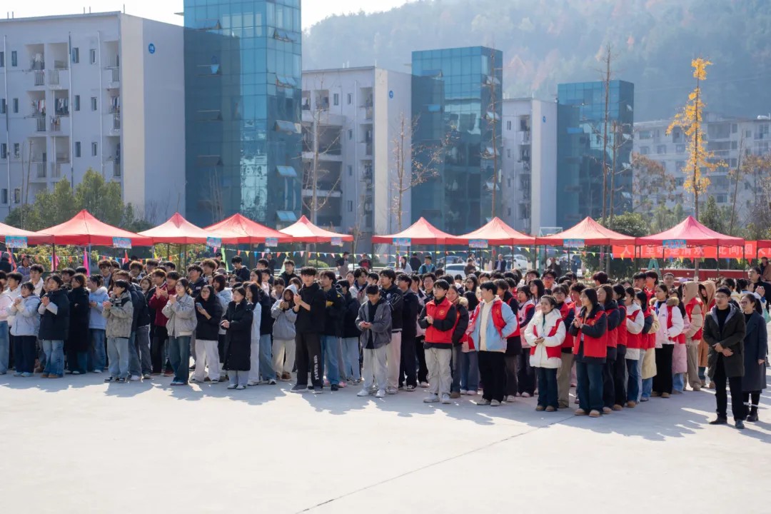 beat365官网首届美食文化节成功举办(图2)