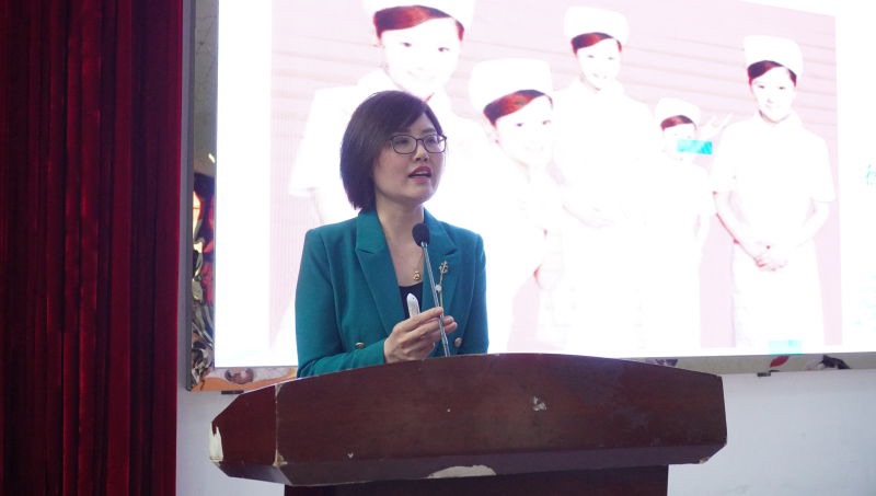 职业教育活动丨德江县民族中医院护理部主任刘兰来beat365官网开展学术讲座(图1)